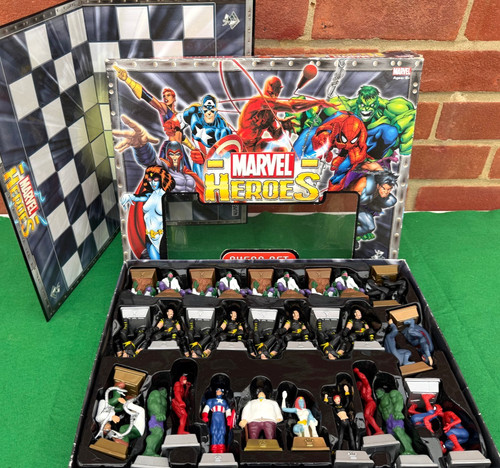 Set scacchi marvel super - set,